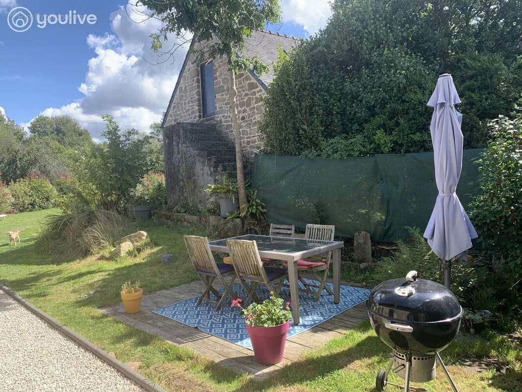 Maison à SAINT-EVARZEC