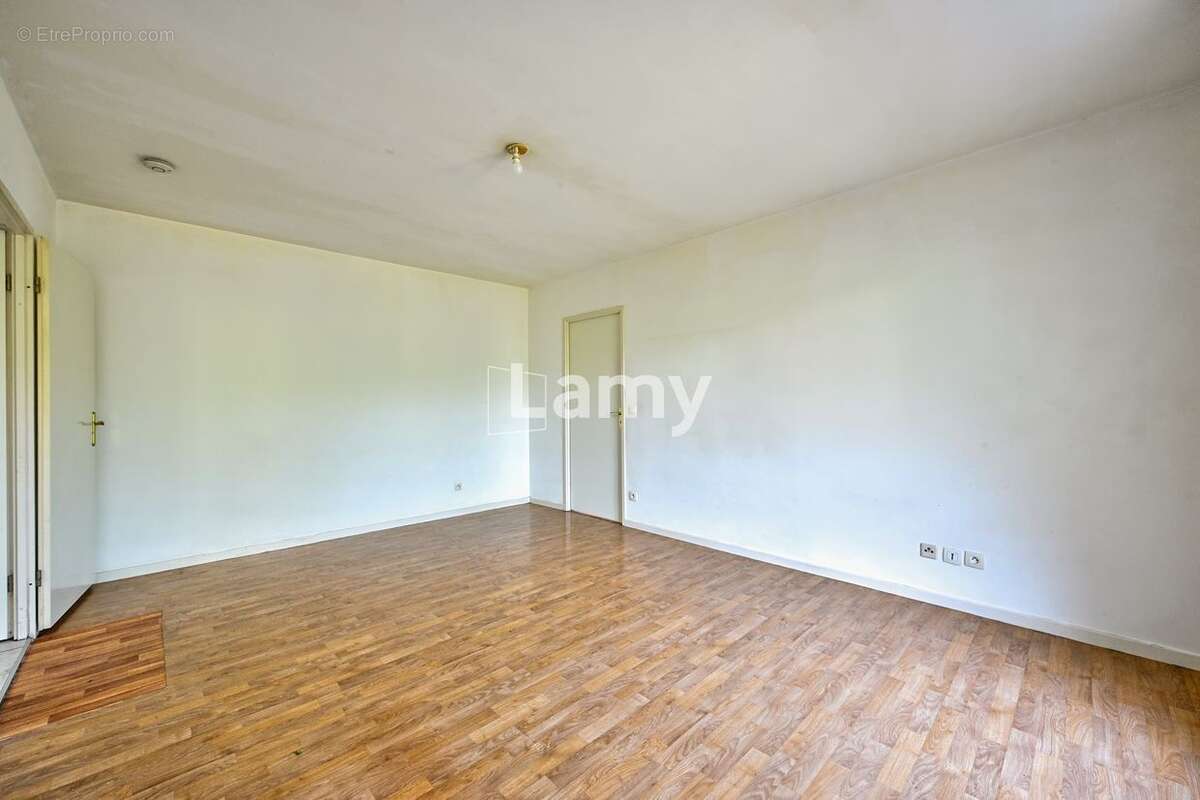 Appartement à BOIS-D'ARCY