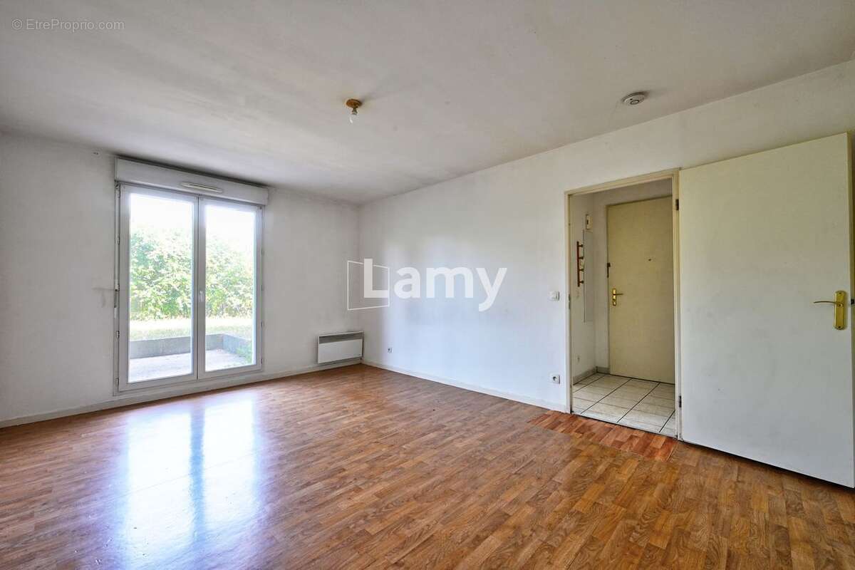 Appartement à BOIS-D'ARCY