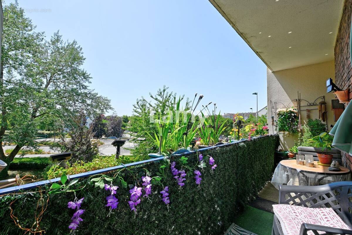 Appartement à MAUREPAS