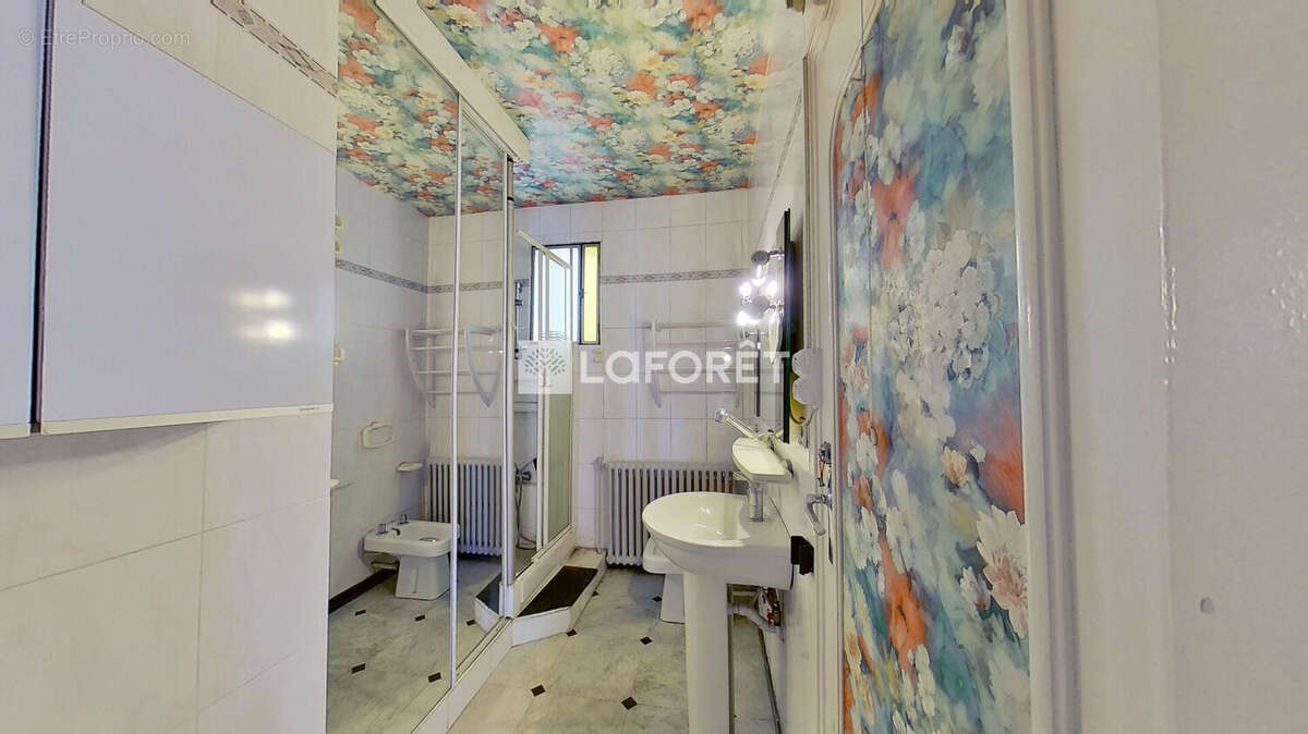Appartement à LYON-8E