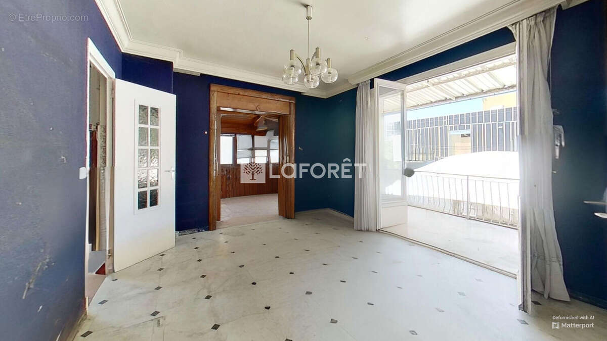 Appartement à LYON-8E