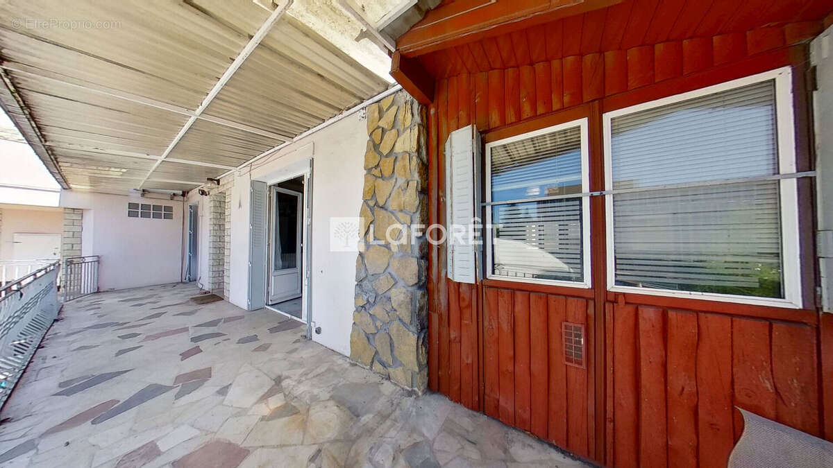 Appartement à LYON-8E