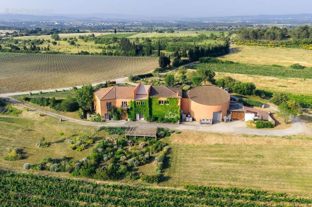 Autre à VILLEMOUSTAUSSOU