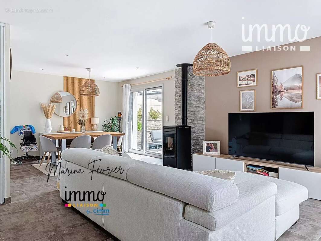 Maison à LA CHAPELLE-BOUEXIC