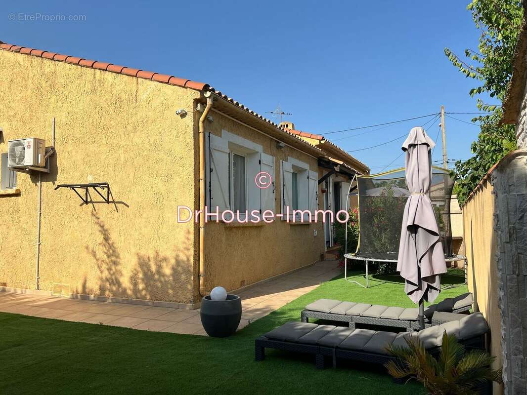 Maison à SAINT-VICTORET