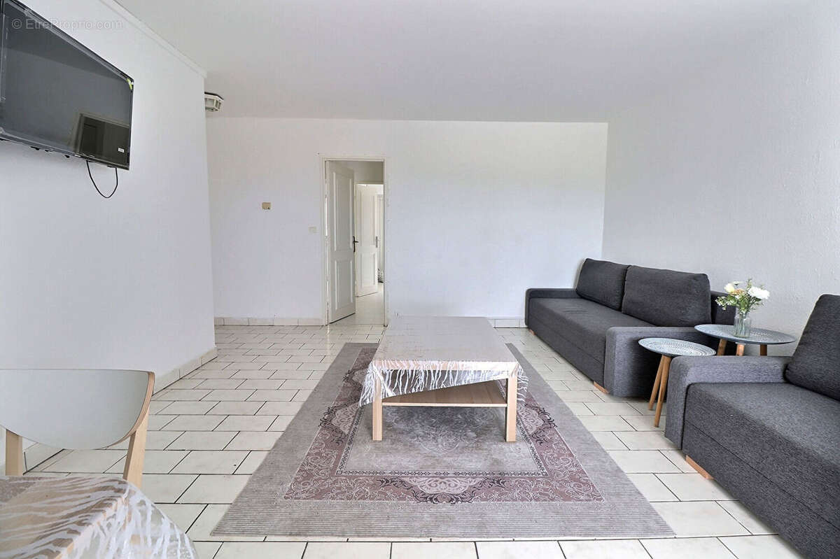 Appartement à MARSEILLE-8E