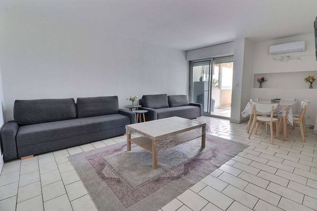 Appartement à MARSEILLE-8E