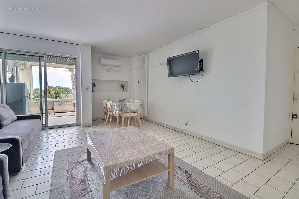 Appartement à MARSEILLE-8E