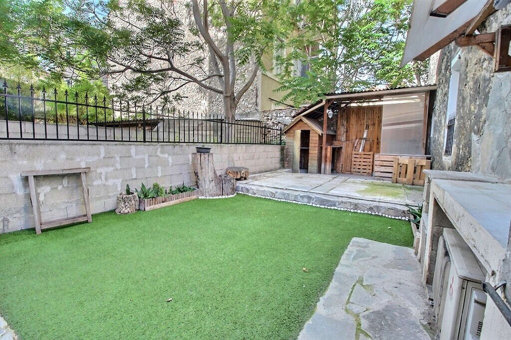 Appartement à MARSEILLE-8E