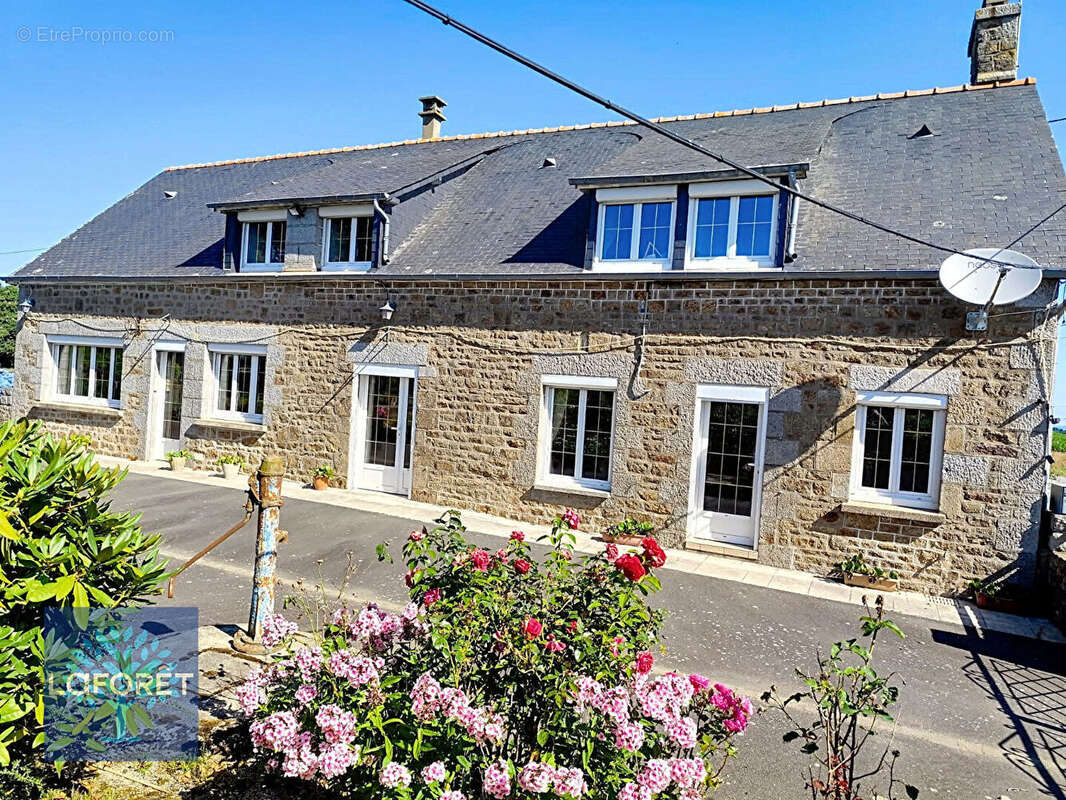 Maison à LOUVIGNE-DU-DESERT