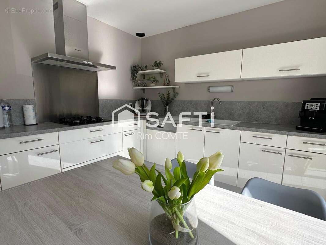 Photo 7 - Maison à LAVEYRON