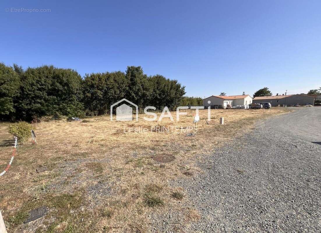 Photo 3 - Terrain à BECELEUF