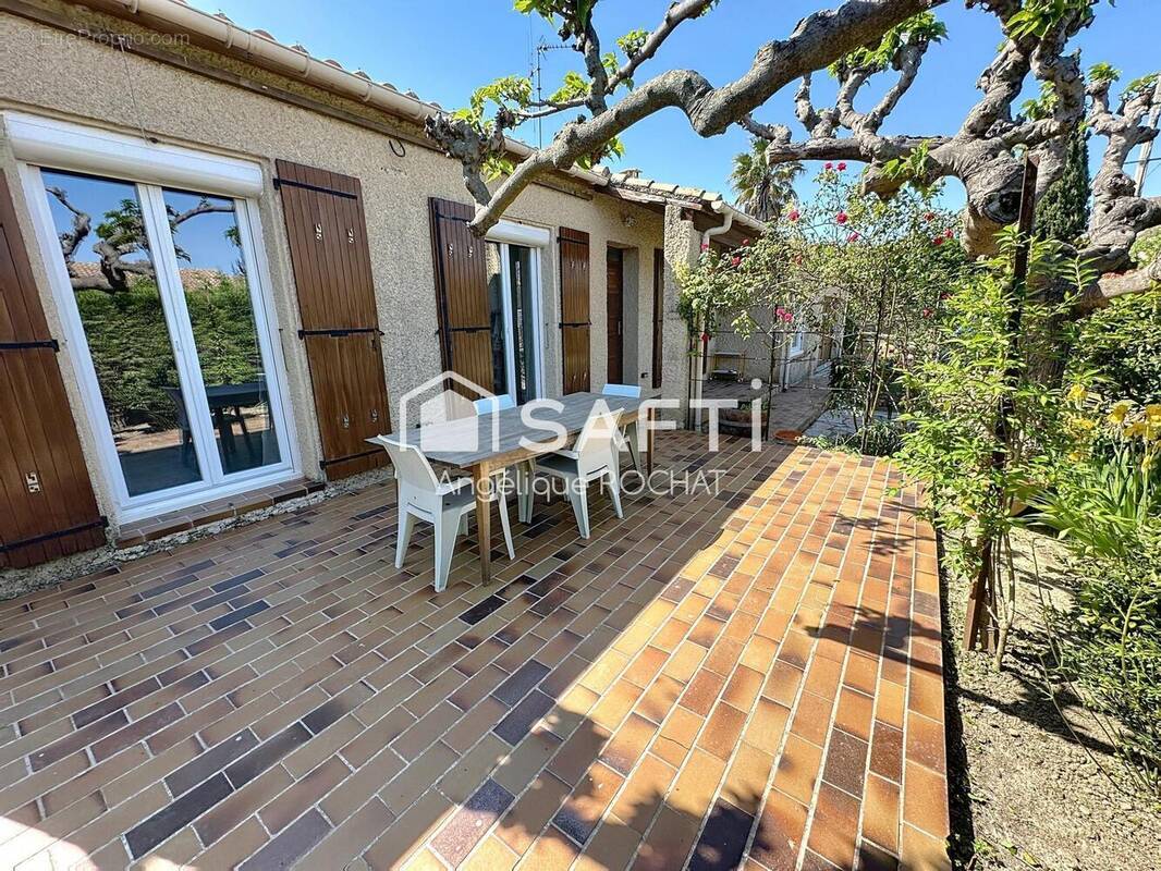 Photo 1 - Maison à PUISSALICON