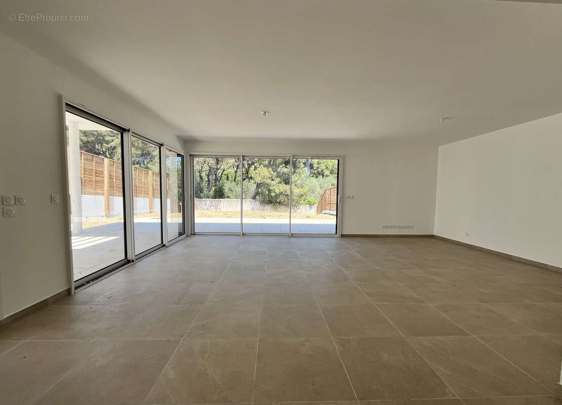 Maison à MARSEILLE-9E