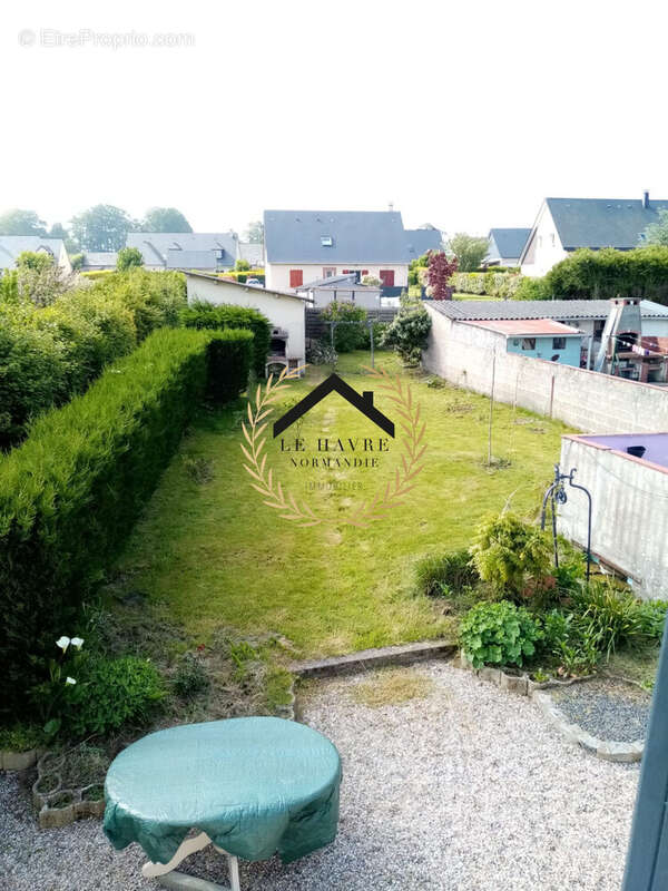 Maison à SAINT-ROMAIN-DE-COLBOSC