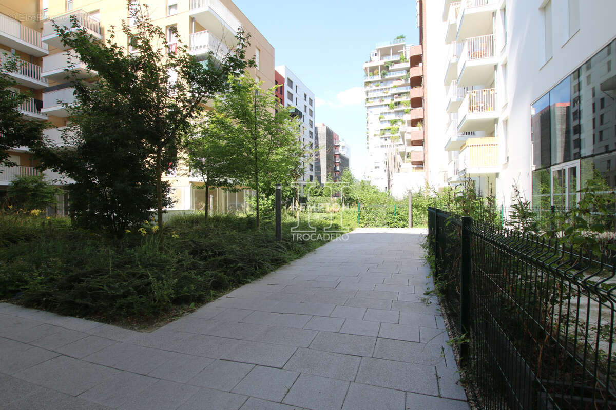 Appartement à ASNIERES-SUR-SEINE