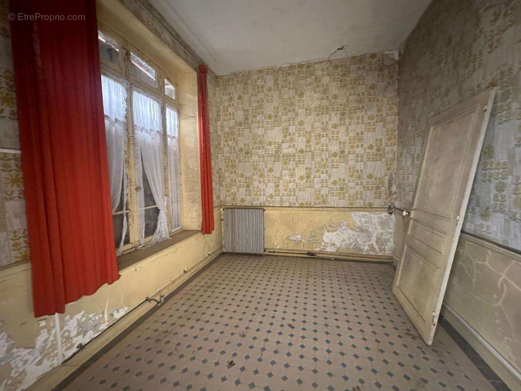 Maison à ASSIS-SUR-SERRE