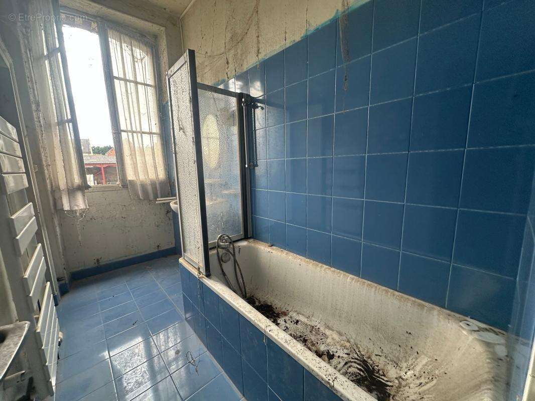 Maison à ASSIS-SUR-SERRE