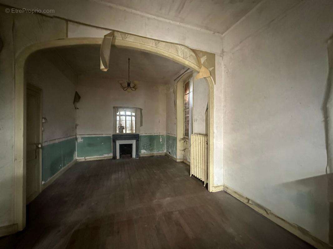 Maison à ASSIS-SUR-SERRE