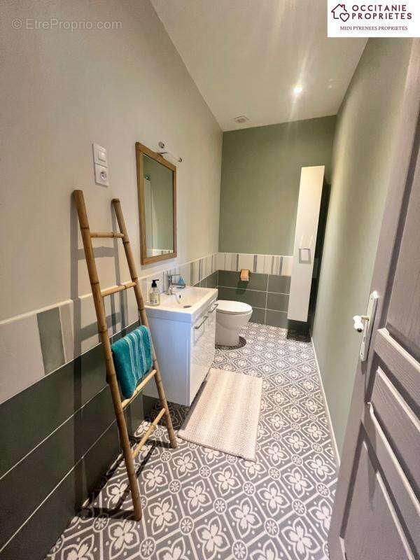 Maison à SAINT-PIERRE-DE-RIVIERE