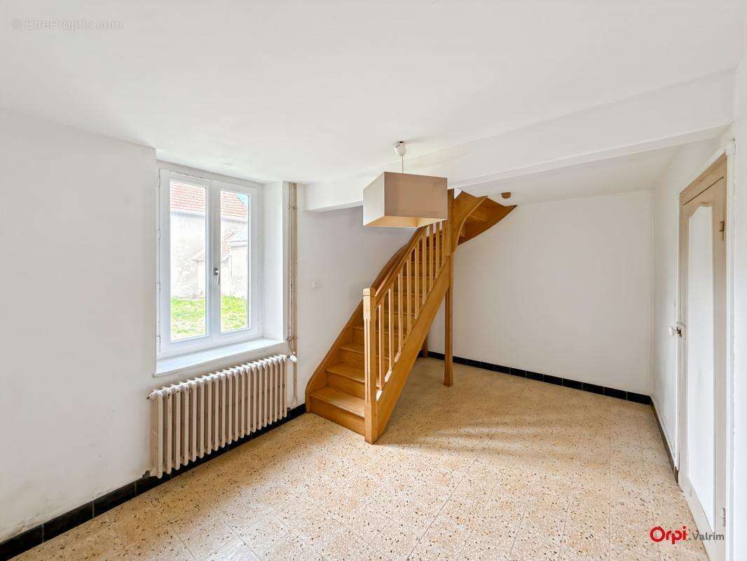 Maison à CHARSONVILLE