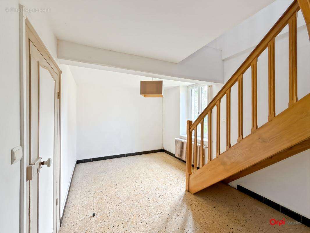 Maison à CHARSONVILLE