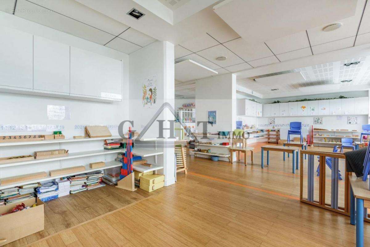 Commerce à VINCENNES