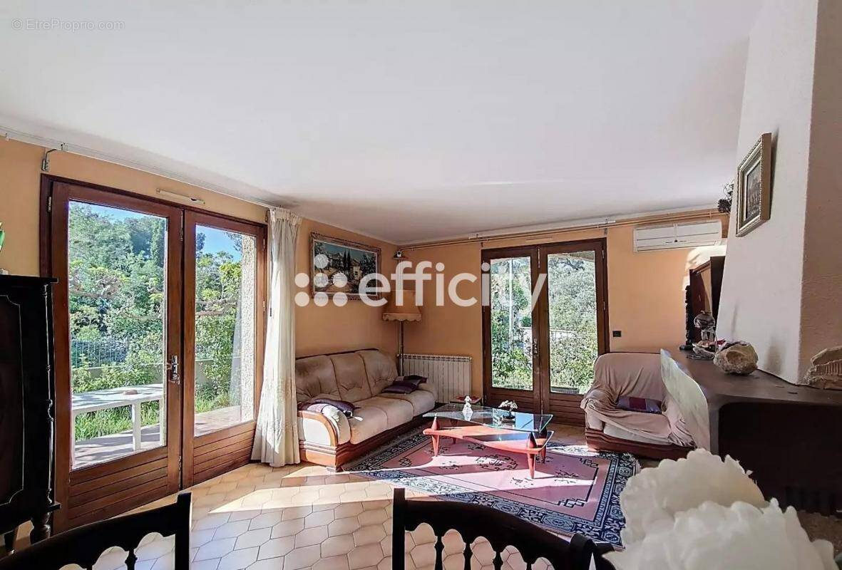 Maison à SAINT-GEORGES-D&#039;ORQUES