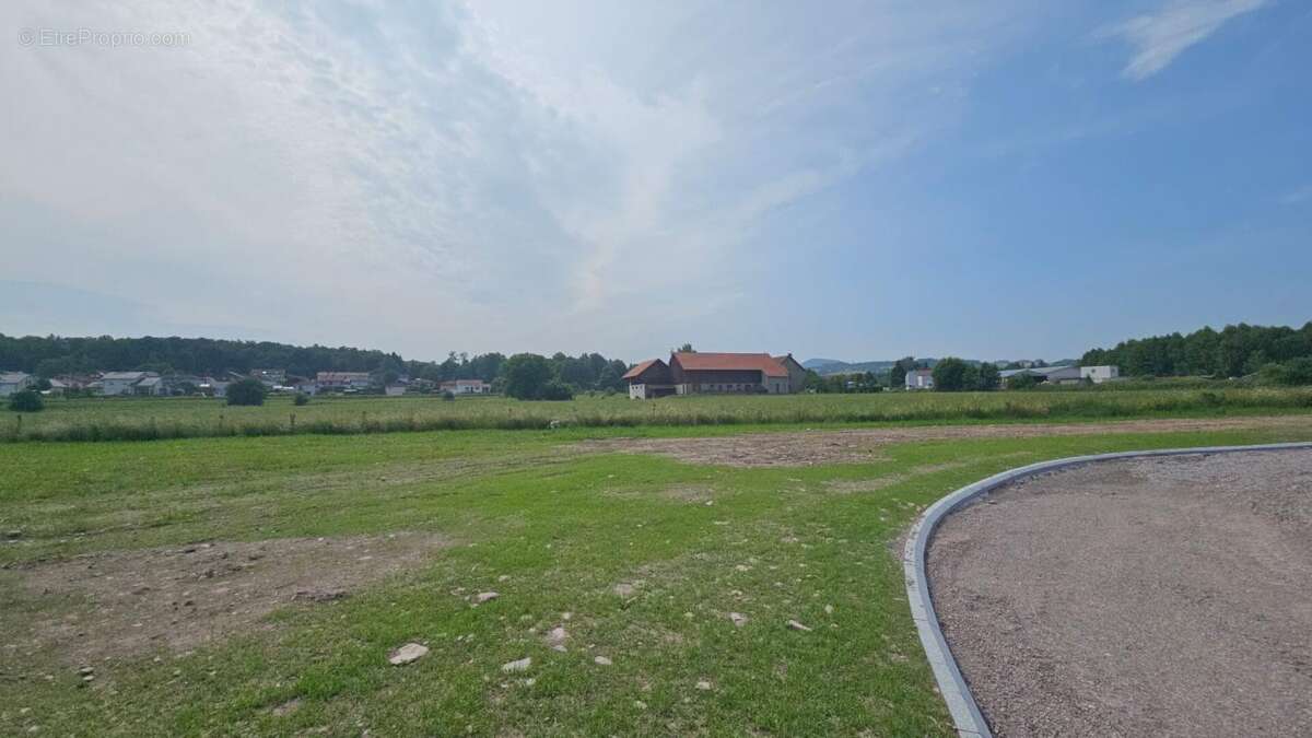 Terrain à SAINT-DIE-DES-VOSGES
