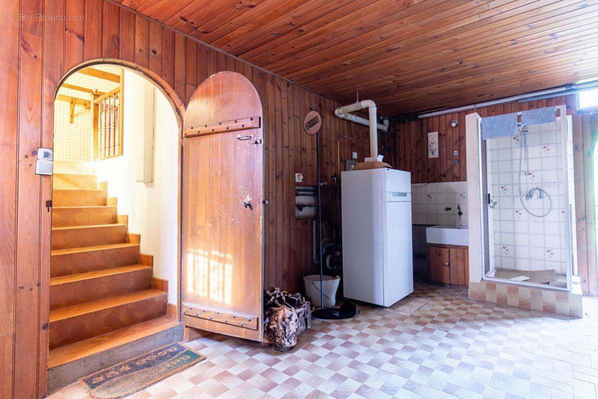 Maison à AUFFREVILLE-BRASSEUIL