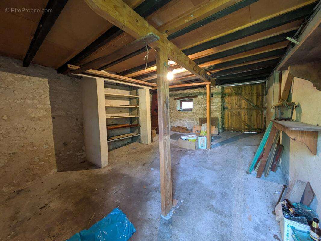 Maison à AUFFREVILLE-BRASSEUIL