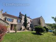 Maison à AUFFREVILLE-BRASSEUIL