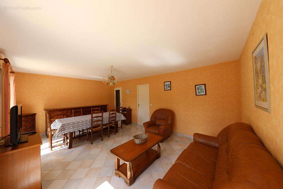 Maison à AILLANT-SUR-MILLERON