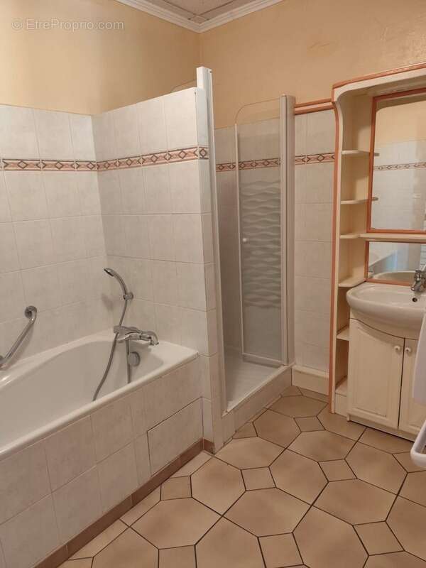 Appartement à ARREAU