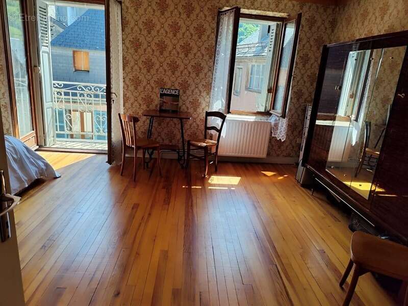 Appartement à ARREAU