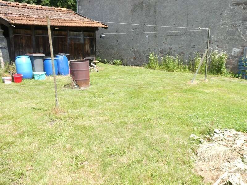 Maison à CORRAVILLERS