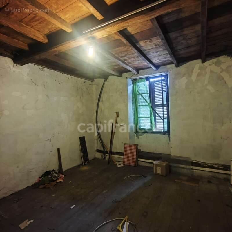 Maison à SAINT-ALBIN-DE-VAULSERRE