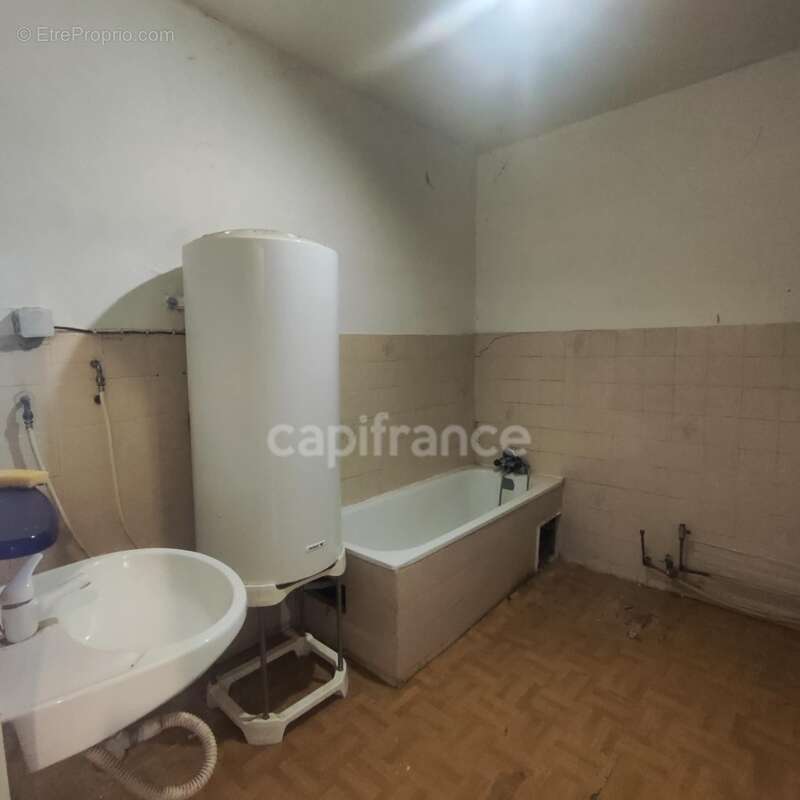 Maison à SAINT-ALBIN-DE-VAULSERRE