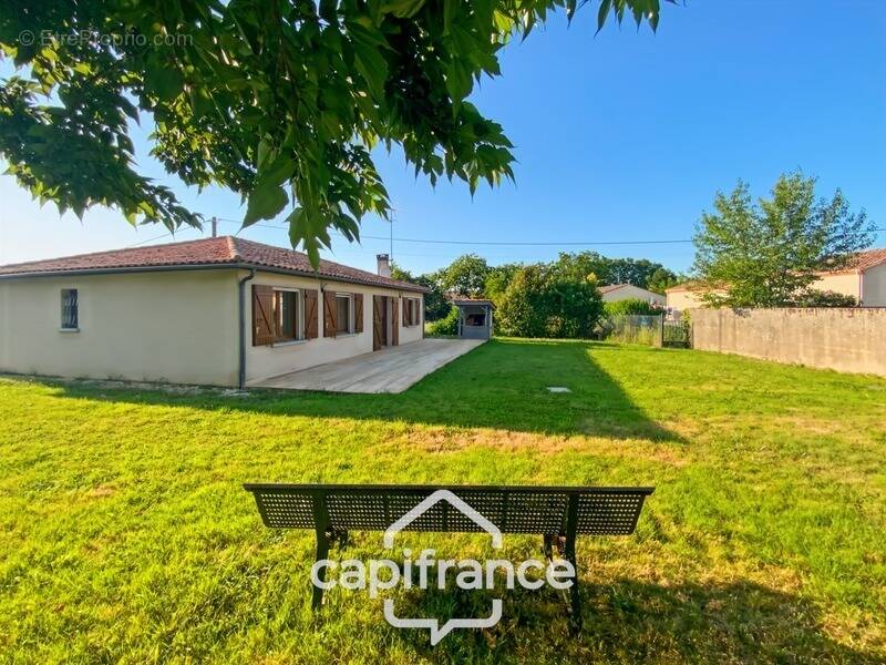 Maison à SAINTE-LIVRADE-SUR-LOT