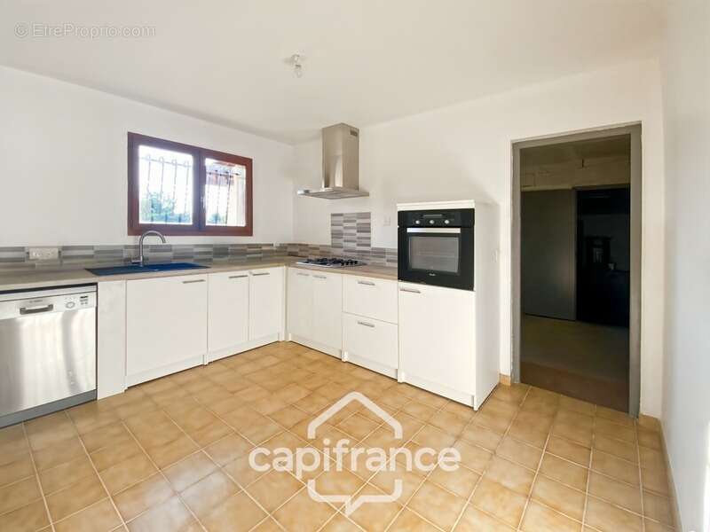 Maison à SAINTE-LIVRADE-SUR-LOT