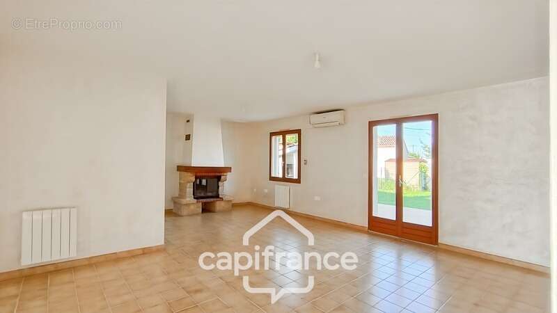 Maison à SAINTE-LIVRADE-SUR-LOT