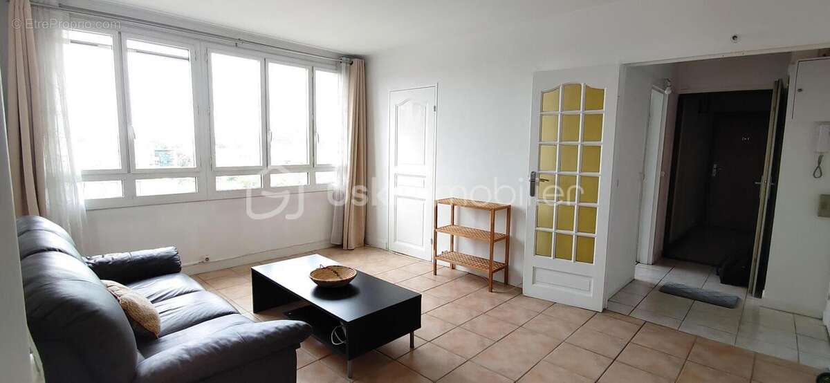 Appartement à MANTES-LA-JOLIE