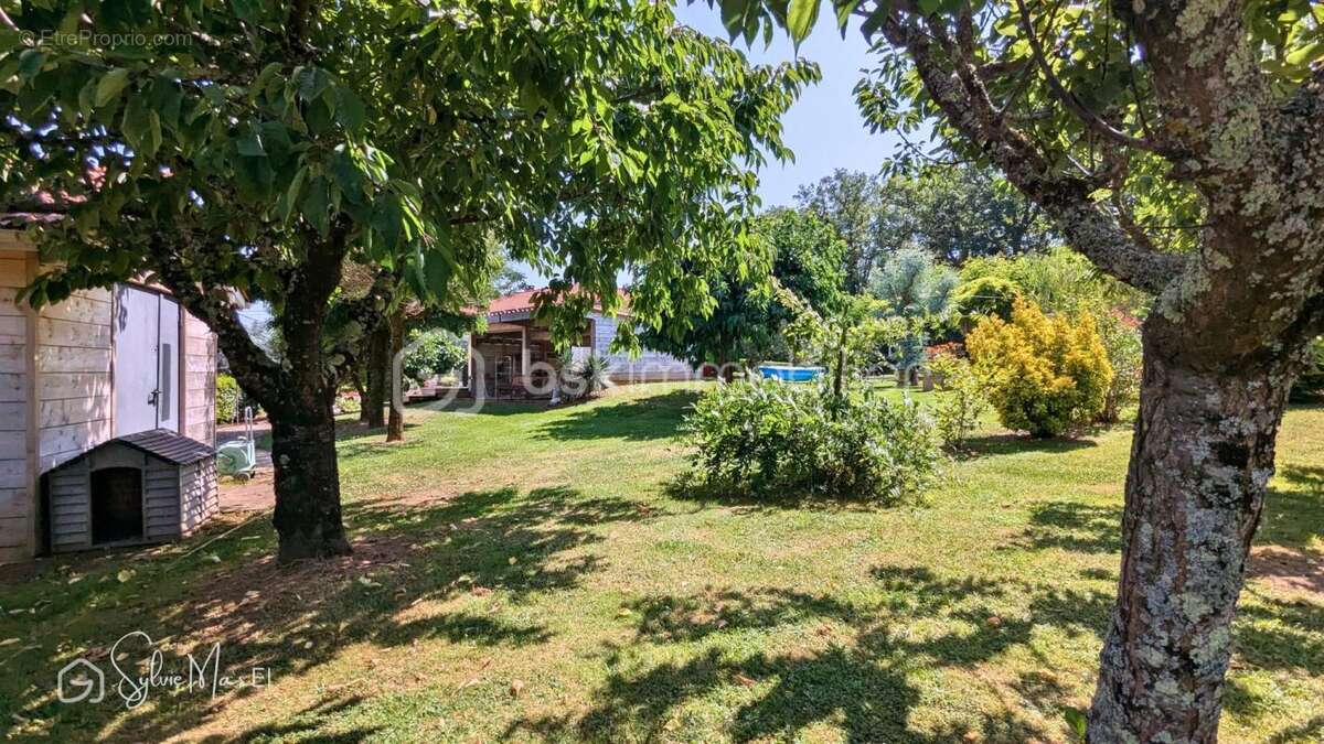 Maison à MONSEMPRON-LIBOS