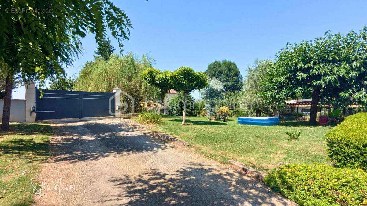 Maison à MONSEMPRON-LIBOS