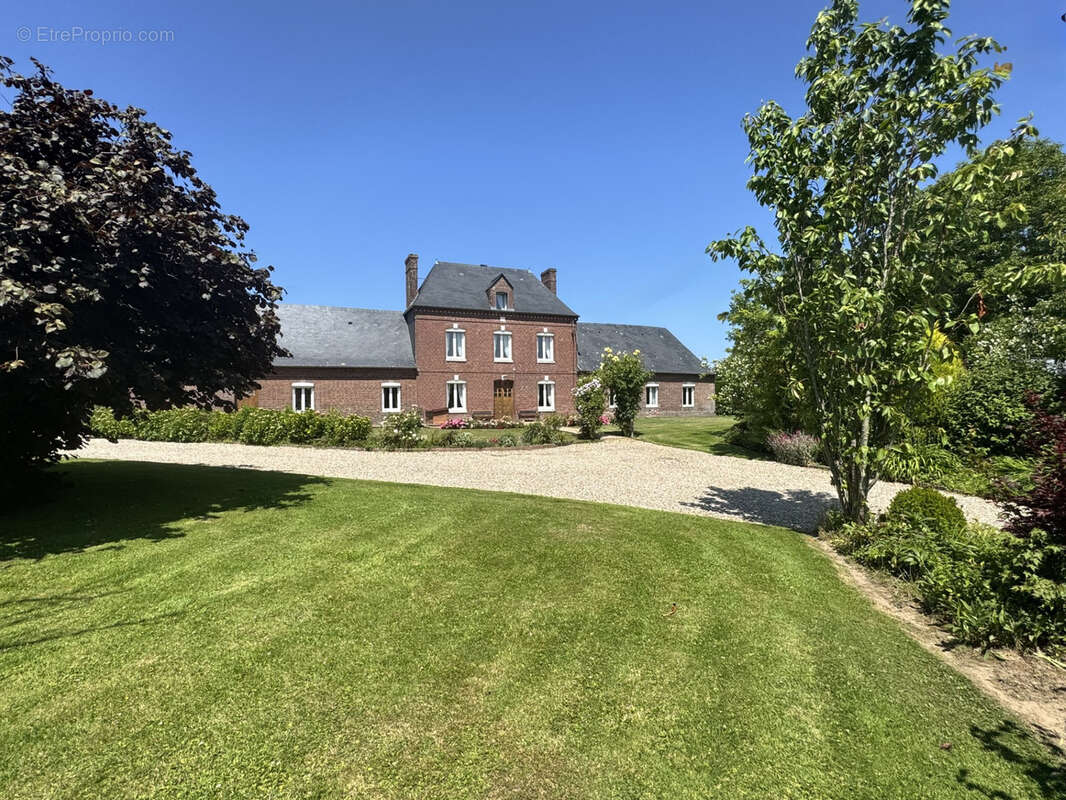 Maison à TOCQUEVILLE-EN-CAUX