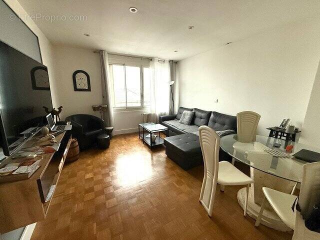 Appartement à MAISONS-ALFORT