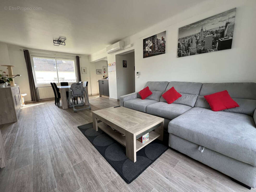 Maison à PONTAULT-COMBAULT