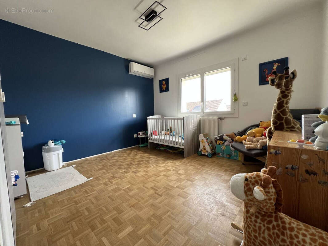 Maison à PONTAULT-COMBAULT