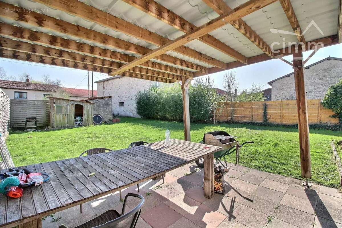 Maison à REVIGNY-SUR-ORNAIN